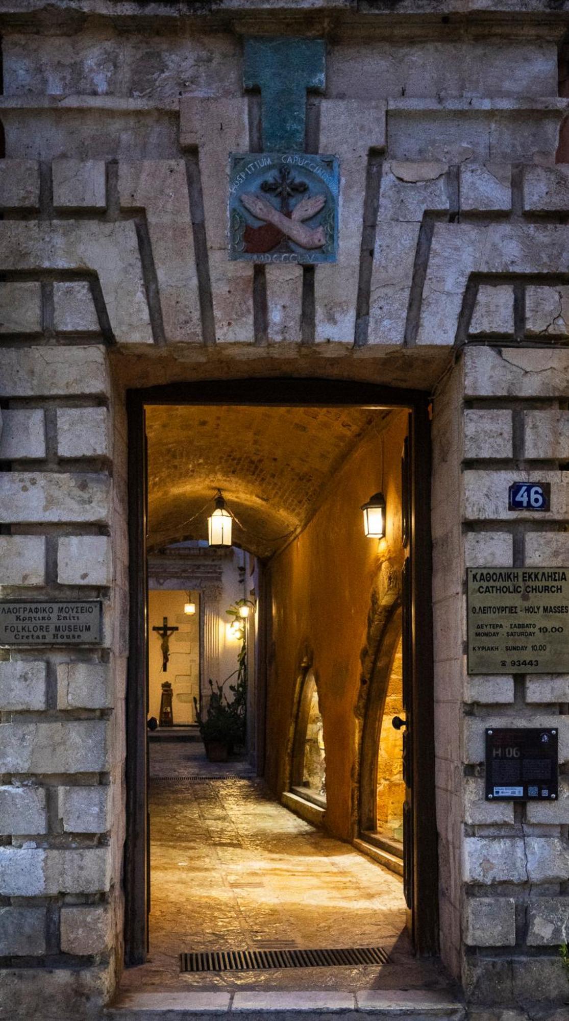 חאניה Sundial Lodge מראה חיצוני תמונה