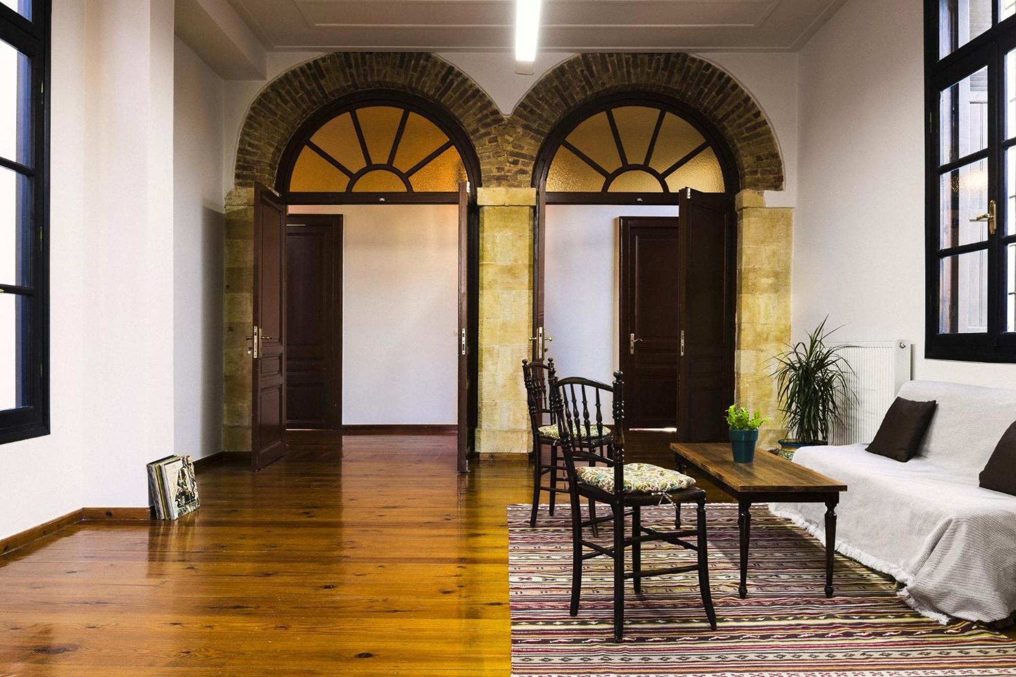 חאניה Sundial Lodge מראה חיצוני תמונה