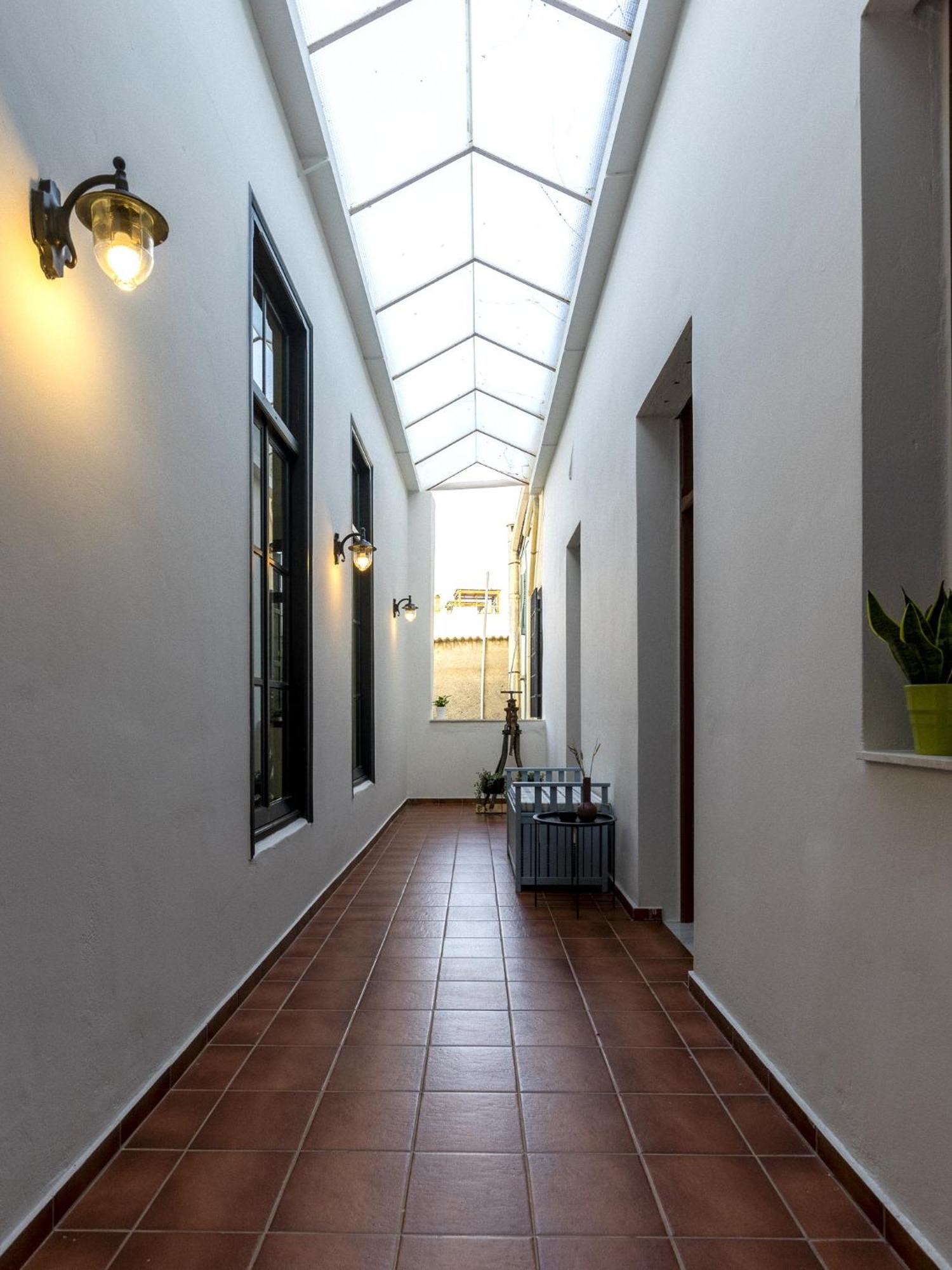 חאניה Sundial Lodge מראה חיצוני תמונה