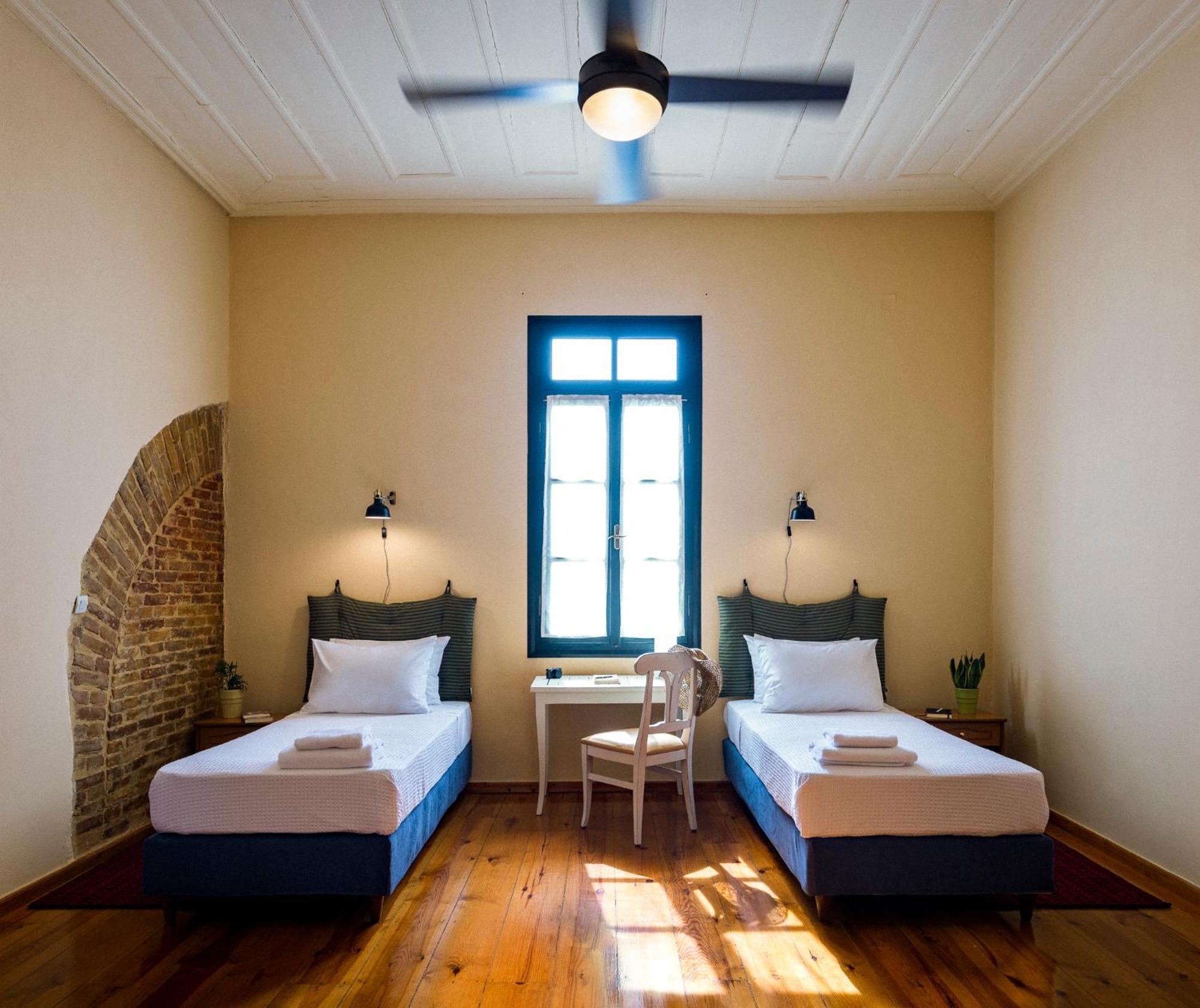 חאניה Sundial Lodge מראה חיצוני תמונה
